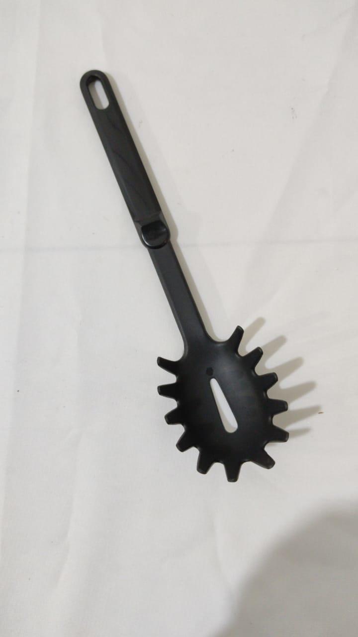 CUCHARA PARA SPAGHETTI NYLON