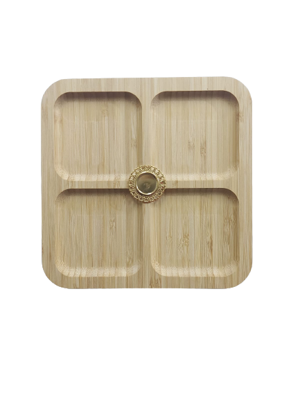 BANDEJA DE BAMBOO CON BASE DORADA