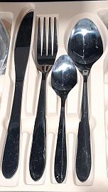 SET DE CUBIERTOS 